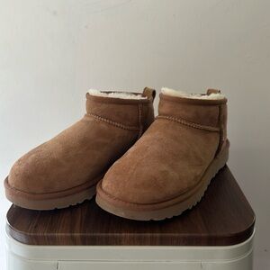 UGG Ultra mini